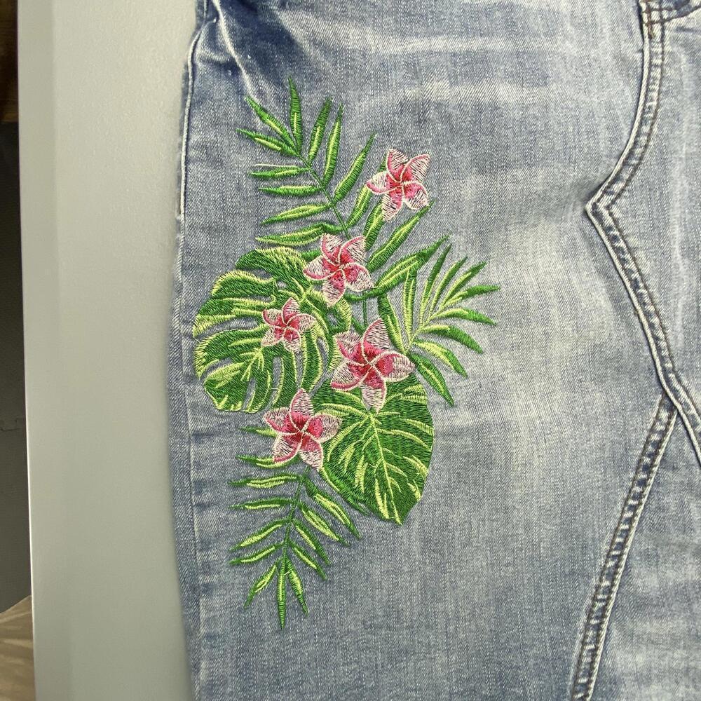 Earl Jeans Floral Embroidered Denim Skirt - Size 6 - Picture 3 of 8